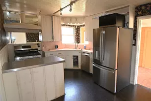 1916 Tierney Rd, Fort Worth, TX 76112 - Photo 9