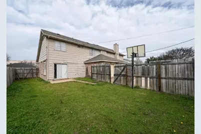 6611 Olivewood Drive, Arlington, TX 76001 - Photo 3