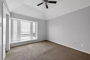 6611 Olivewood Dr, Arlington, TX 76001 - Photo 15