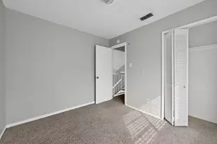 6611 Olivewood Dr, Arlington, TX 76001 - Photo 19