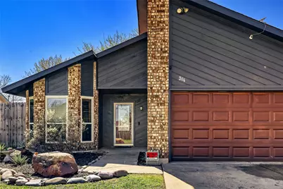 304 Valley Forge Lane, Arlington, TX 76002 - Photo 3