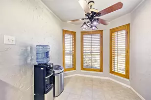 304 Valley Forge Ln, Arlington, TX 76002 - Photo 15