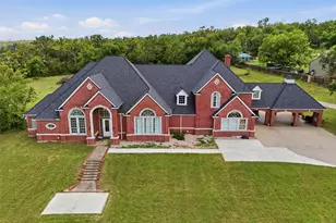 451 Land of Goshen Dr, Springtown, TX 76082 - Photo 35