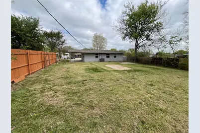 718 E Daugherty Drive, Garland, TX 75041 - Photo 19