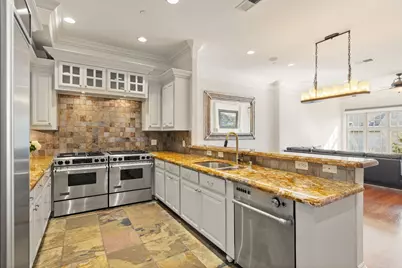 2214 Worthington Street, Dallas, TX 75204 - Photo 9