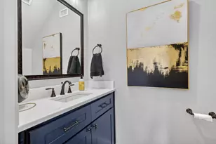 608 S Dooley St, Grapevine, TX 76051 - Photo 31