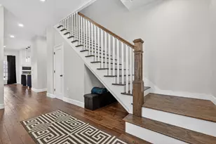 608 S Dooley St, Grapevine, TX 76051 - Photo 7