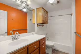 3100 Durant Ct, Granbury, TX 76049 - Photo 15
