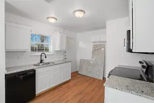 510 S 1st St, Sherman, TX 75090 - Photo 5