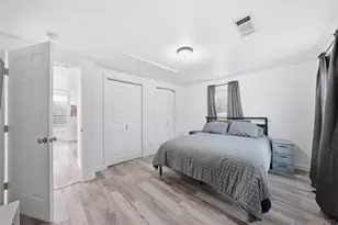 104 N Givins St, Hillsboro, TX 76645 - Photo 13