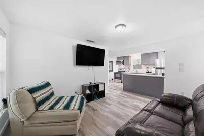 104 N Givins Street, Hillsboro, TX 76645 - Photo 5