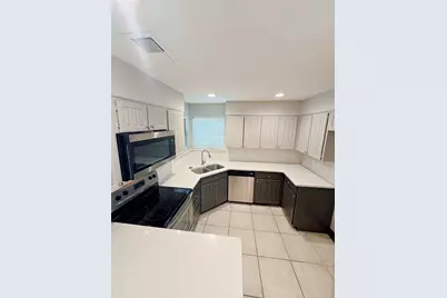 5720 Sterling Green Trail, Arlington, TX 76017 - Photo 7