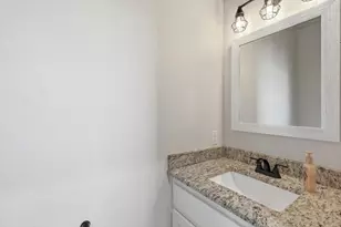 116 Valley Ridge Ct, Runaway Bay, TX 76426 - Photo 19