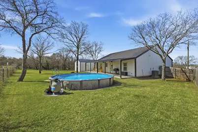 116 Valley Ridge Court, Runaway Bay, TX 76426 - Photo 33