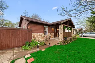 513 Ogden Ave, Cockrell Hill, TX 75211 - Photo 3