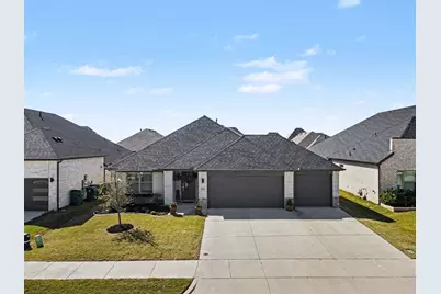 464 Sugarlands Drive, Waxahachie, TX 75165 - Photo 1