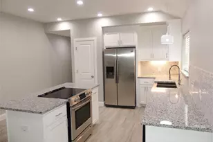 608 E College St, Sherman, TX 75090 - Photo 5