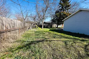 4801 Stephanie Dr, Haltom City, TX 76117 - Photo 33