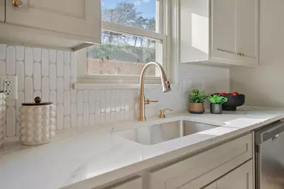 2317 Gibbs Williams Circle, Dallas, TX 75224 - Photo 7