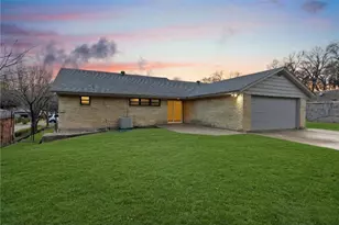 2317 Gibbs Williams Cir, Dallas, TX 75224 - Photo 23