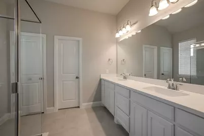 101 Knight Of Realm Boulevard, Lewisville, TX 75056 - Photo 9