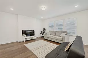 2636 Warren Ln, Aubrey, TX 76227 - Photo 7