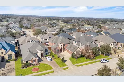 2817 Spring Hollow Court, Highland Village, TX 75077 - Photo 37