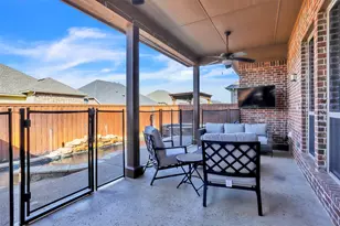 2817 Spring Hollow Ct, Highland Village, TX 75077 - Photo 27