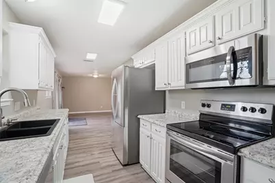 120 NW Suzanne Terrace, Burleson, TX 76028 - Photo 21