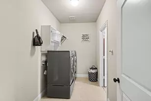 225 Hawks Rdg Trl, Burleson, TX 76028 - Photo 17