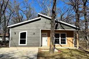 118 Red Bird Ln, Mabank, TX 75156 - Photo 1