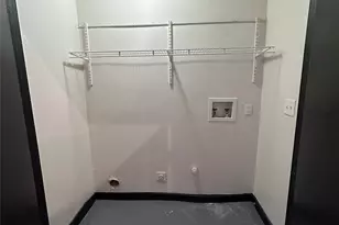 2007 S Ervay St, Dallas, TX 75215 - Photo 9