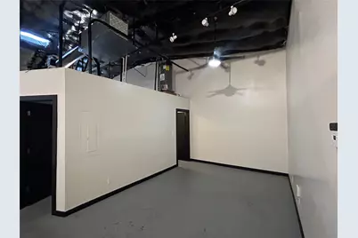 2007 S Ervay Street #2005-104, Dallas, TX 75215 - Photo 13