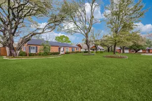 10417 Hedgeway Dr, Dallas, TX 75229 - Photo 27