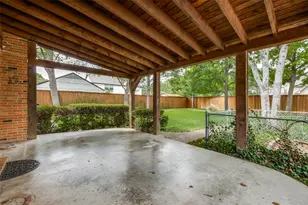 10417 Hedgeway Dr, Dallas, TX 75229 - Photo 23