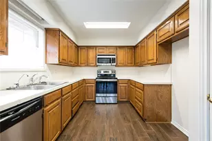 313 Pear Tree Pl, Denton, TX 76207 - Photo 7