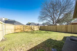 313 Pear Tree Pl, Denton, TX 76207 - Photo 31