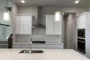 13034 Scissortail Dr, Frisco, TX 75035 - Photo 9