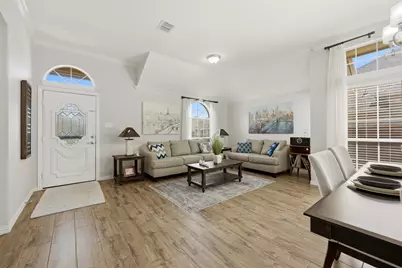 3623 Canyon Oaks Drive, Carrollton, TX 75007 - Photo 7