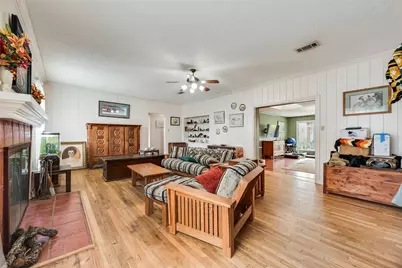 508 Martin Lane, Euless, TX 76040 - Photo 5