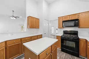 1553 Waterford Dr, Lewisville, TX 75077 - Photo 11