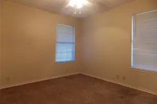 10211 Bluebonnet Dr, Scurry, TX 75158 - Photo 9