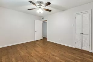 7935 Royal Ln, Dallas, TX 75230 - Photo 21