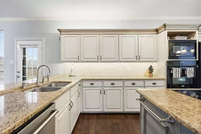 2115 Alto Avenue, Carrollton, TX 75007 - Photo 9