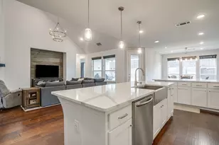 1800 Shade Tree St, Fort Worth, TX 76008 - Photo 9