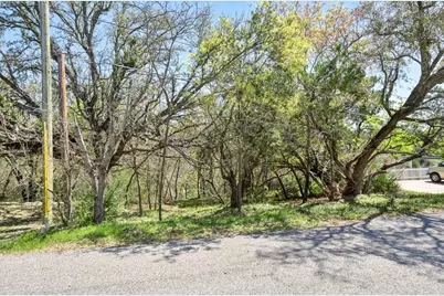 1011 Hidden Cove Trail, Granbury, TX 76049 - Photo 25