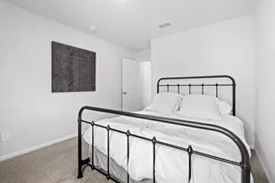 709 Mount Vis Ln, Fort Worth, TX 76131 - Photo 15