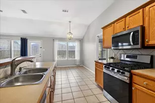 2115 Rose May Dr, Forney, TX 75126 - Photo 9