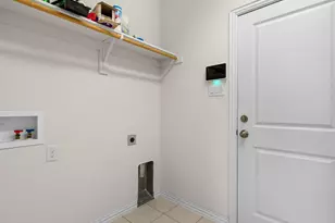 209 Emerald Creek Dr, Fort Worth, TX 76131 - Photo 9