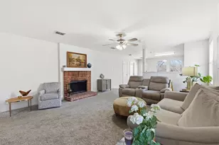 2405 Spruce Ct, Little Elm, TX 75068 - Photo 3